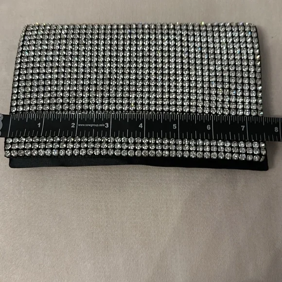 Amber Skeats Stella Crystal Evening Bag - Picture 6 of 9